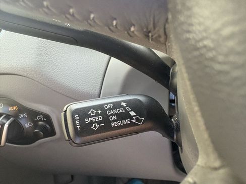 Used 2011 Audi Q5 2.0T Premium Plus AWD/4WD image 65