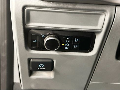 Used 2023 Ford F150 XL w/ Trailer Tow Package image 10