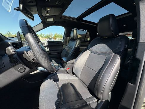 Used 2020 Ford Explorer ST w/ ST Street Pack AWD/4WD image 15