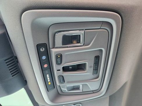 Used 2022 Chevrolet Silverado 1500 LT Trail Boss w/ LT Trail Boss Premium Package image 27