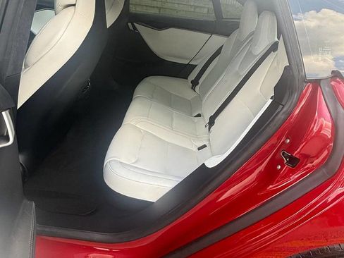 Used 2019 Tesla Model S Long Range image 3