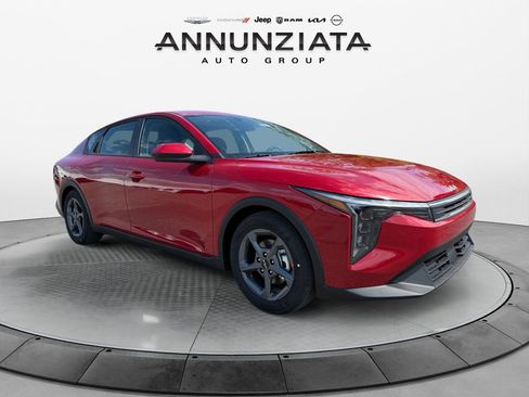 New 2025 Kia K4 LXS FWD image 7