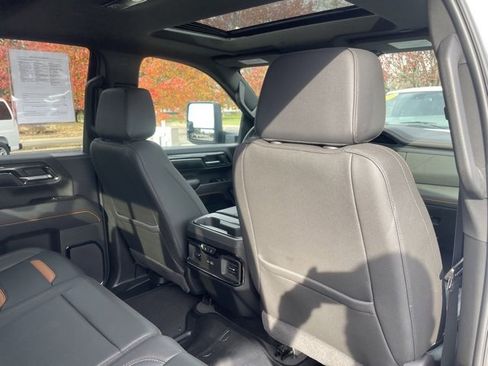 Used 2024 GMC Sierra 2500 AT4 w/ AT4 Premium Plus Package image 38