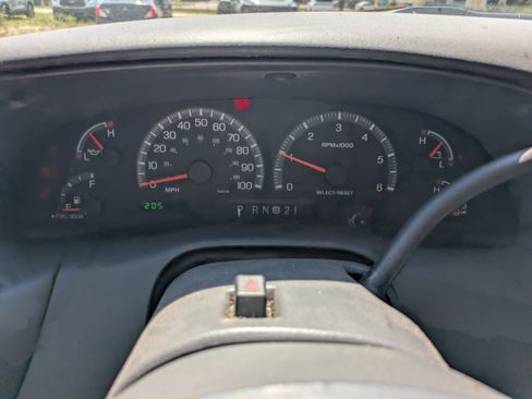 Used 2002 Ford F150 XL RWD image 24
