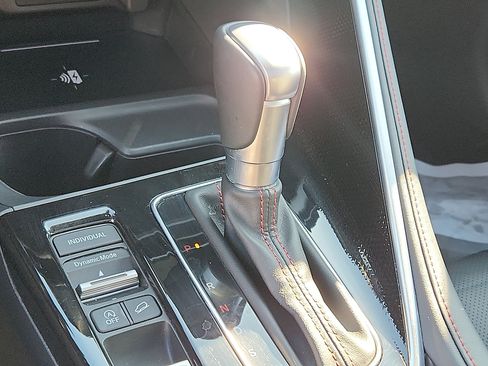 Used 2025 Acura ADX A-Spec image 15