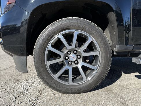 Used 2021 GMC Canyon Denali image 6