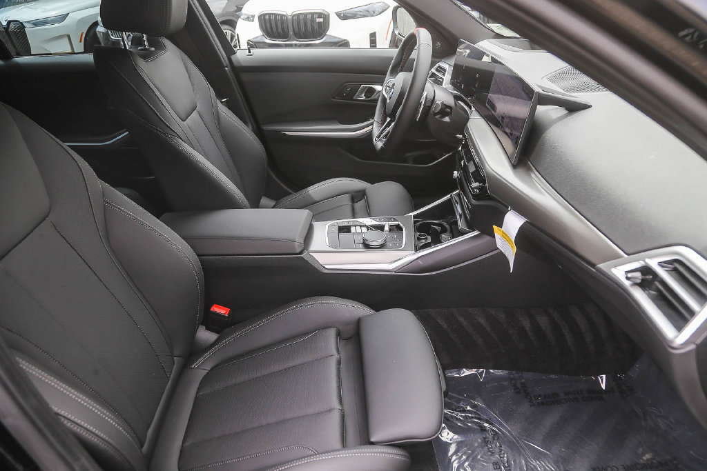 Used 2026 BMW M340i Sedan w/ Premium Package RWD image 13