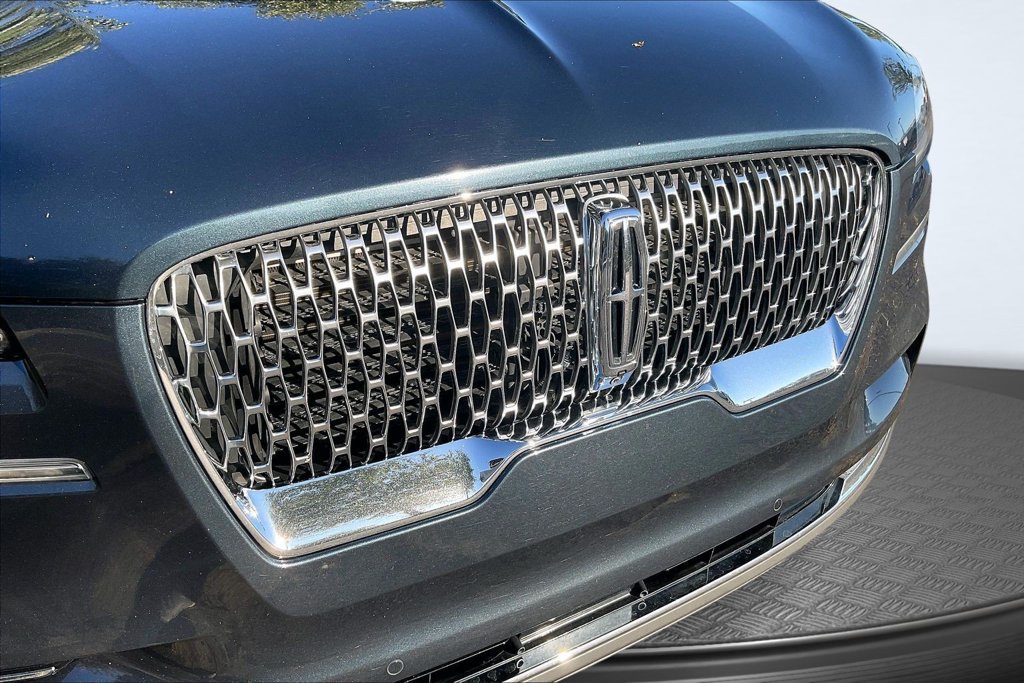 Used 2021 Lincoln Aviator Reserve w/ Equipment Group 201A RWD image 34