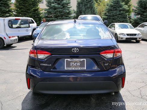 Used 2024 Toyota Corolla LE FWD image 7