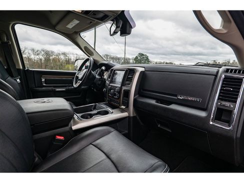 Used 2018 RAM 2500 Laramie w/ Off Road Package image 33
