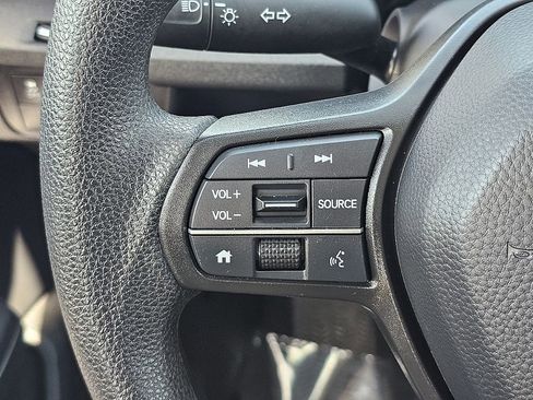 Used 2023 Honda CR-V EX image 32