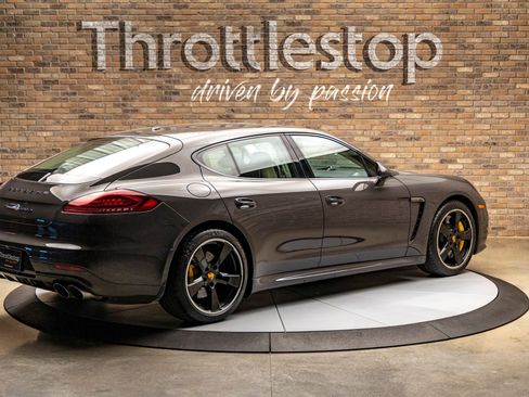 Used 2016 Porsche Panamera Turbo S image 6