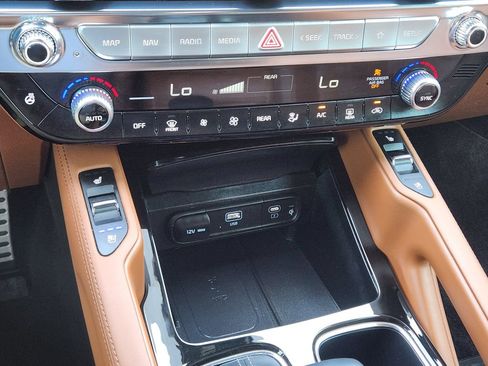 Certified 2024 Kia Telluride SX Prestige X-Line AWD/4WD image 21