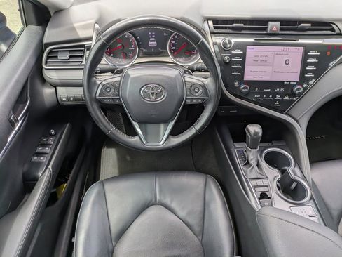 Used 2020 Toyota Camry XSE image 30