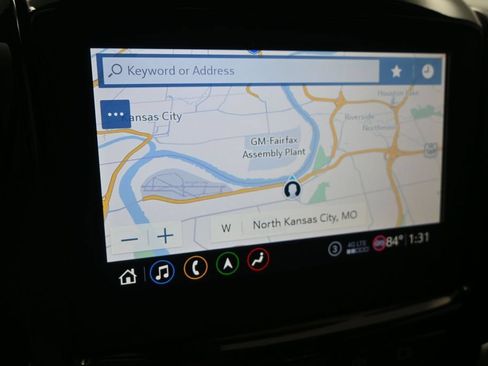 Used 2020 Chevrolet Traverse LT w/ LT Premium Package FWD image 19