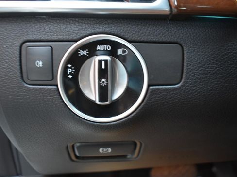Used 2018 Mercedes-Benz GLS 450 4MATIC w/ Premium Package image 37