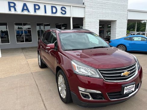Used 2015 Chevrolet Traverse LT w/ Traveler's Package AWD/4WD image 1