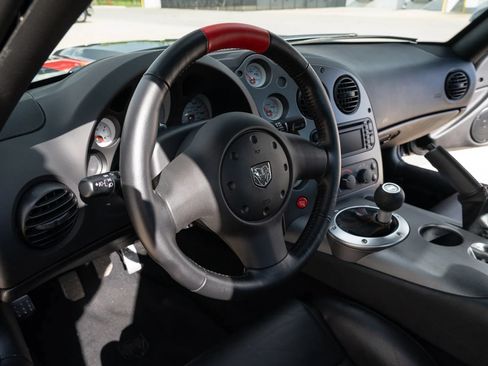 Used 2009 Dodge Viper ACR RWD image 21