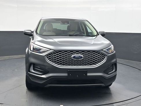 Used 2024 Ford Edge SEL image 9