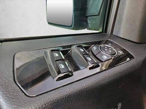 Used 2019 Ford F150 Lariat w/ Equipment Group 502A Luxury AWD/4WD image 21
