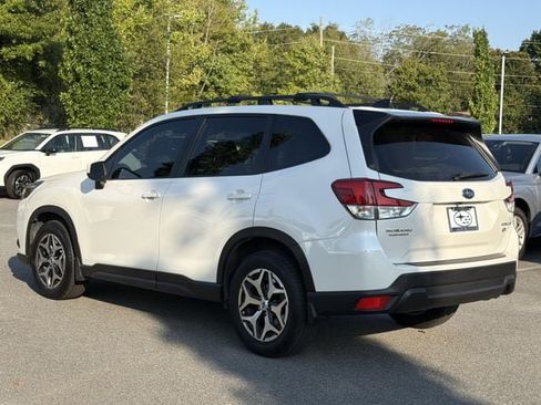 Used 2024 Subaru Forester Premium AWD/4WD image 5