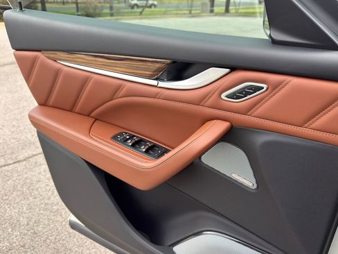 Used 2022 Maserati Levante Modena S image 22