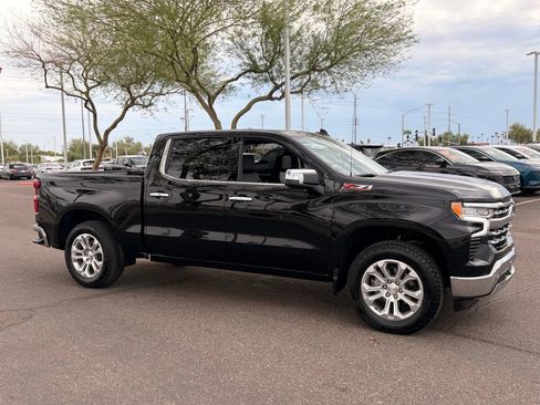 Used 2024 Chevrolet Silverado 1500 LTZ AWD/4WD image 7