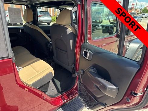 Used 2021 Jeep Gladiator Sport w/ Trailer Tow Package image 13