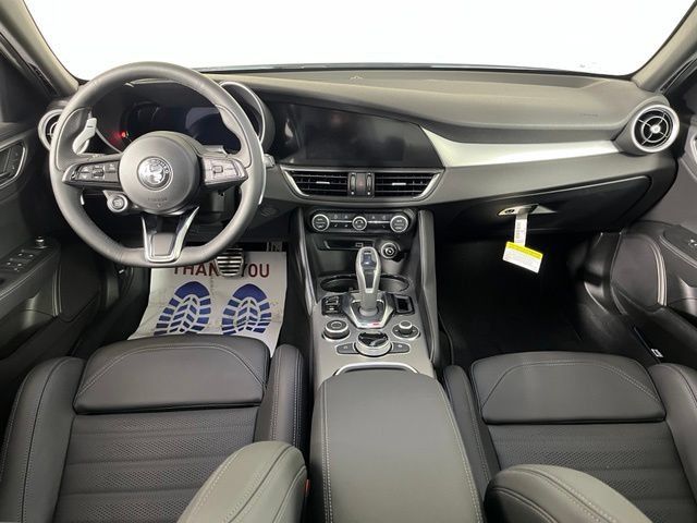 Used 2026 Alfa Romeo Giulia AWD w/ Driving Assist Package image 42