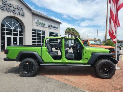 New 2025 Jeep Gladiator Sport image 43