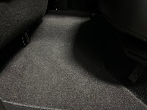 Used 2018 RAM 2500 Laramie w/ Sport Appearance Group image 13