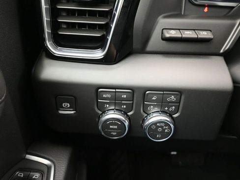 New 2026 GMC Sierra 1500 Denali image 23