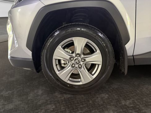 Used 2025 Toyota RAV4 XLE FWD image 21