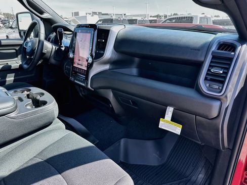 New 2026 RAM 2500 Tradesman AWD/4WD image 34