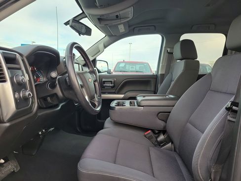 Used 2019 Chevrolet Silverado 1500 LT image 16