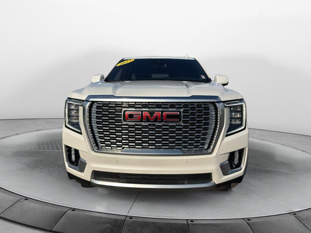 Used 2023 GMC Yukon Denali AWD/4WD image 2