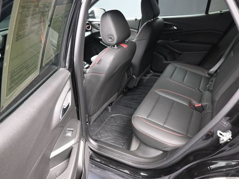 Used 2026 Chevrolet Trax RS w/ Driver Confidence Package FWD image 17