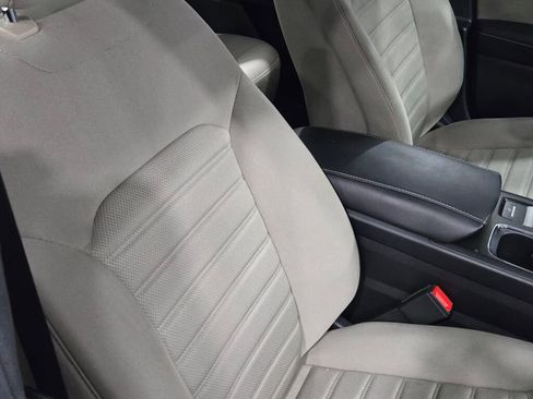 Used 2019 Ford Fusion S image 8