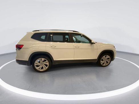 Used 2021 Volkswagen Atlas SE w/ Towing Package AWD/4WD image 9