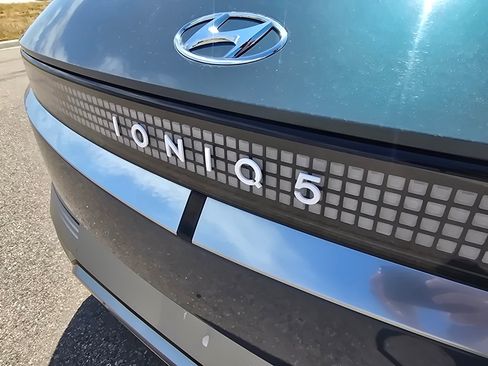 Used 2023 Hyundai Ioniq 5 Limited w/ Cargo Package AWD/4WD image 11