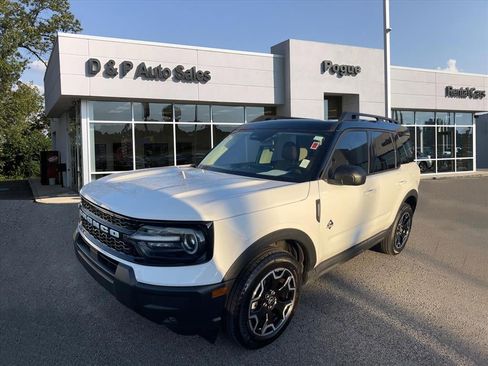 Used 2025 Ford Bronco Sport Outer Banks image 4