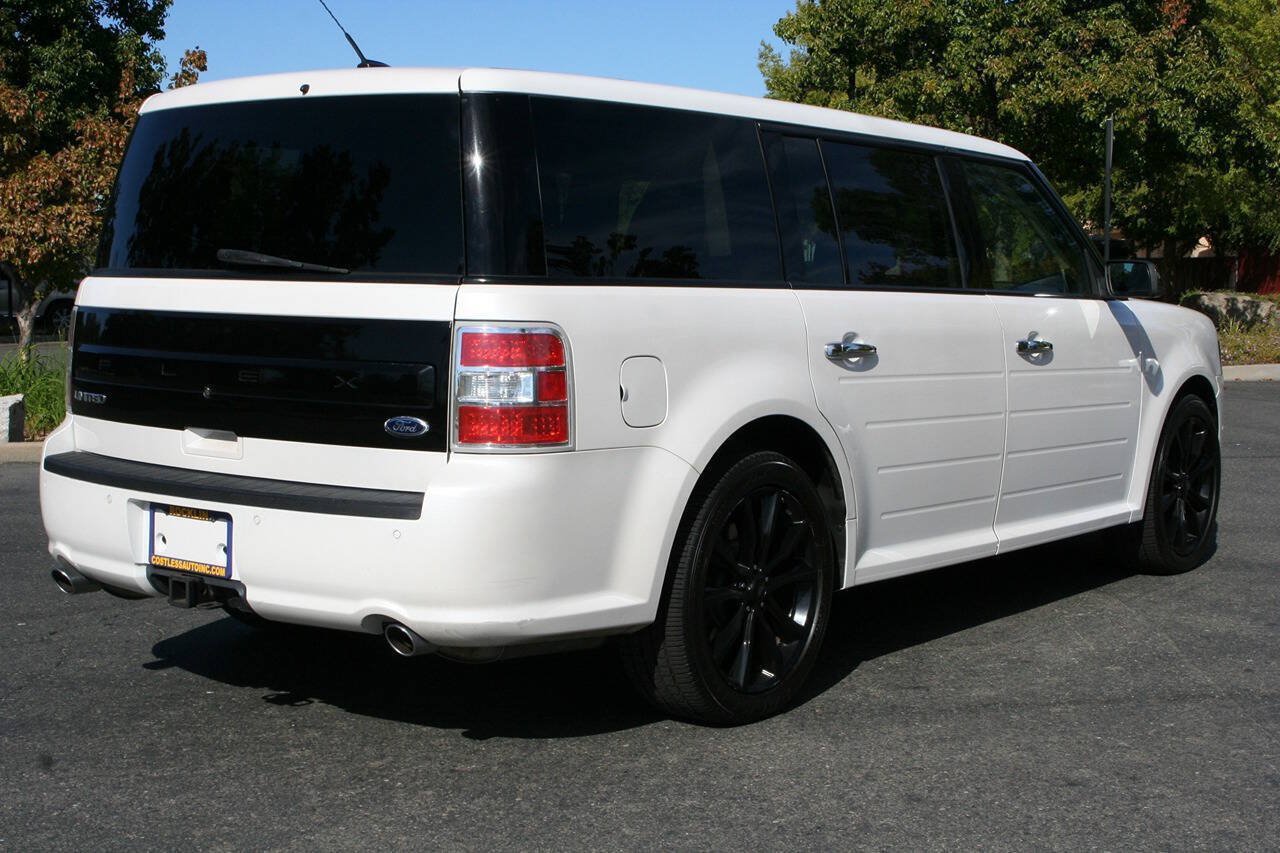 Used 2016 Ford Flex Limited w/ Equipment Group 301A FWD image 4
