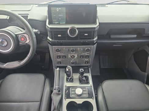 Used 2024 INEOS Grenadier Fieldmaster Edition image 12