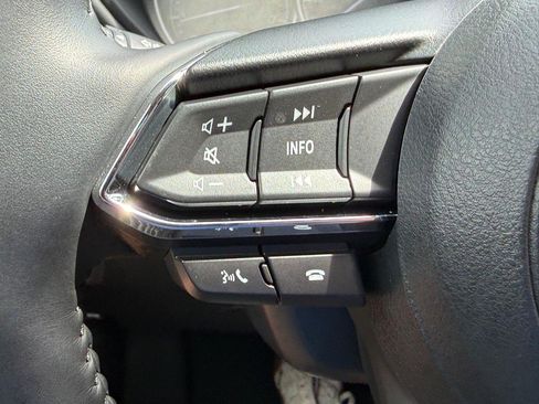 Used 2025 MAZDA CX-5 AWD 2.5 S w/ Select Package image 17