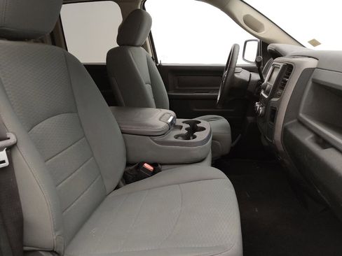 Used 2014 RAM 1500 Express RWD image 21