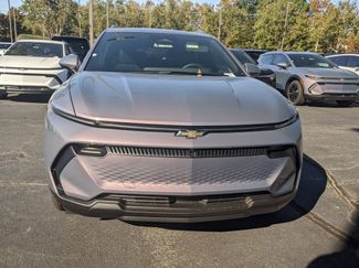 New 2026 Chevrolet Equinox EV LT video 2