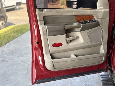 Used 2006 Dodge Ram 3500 Truck SLT image 12