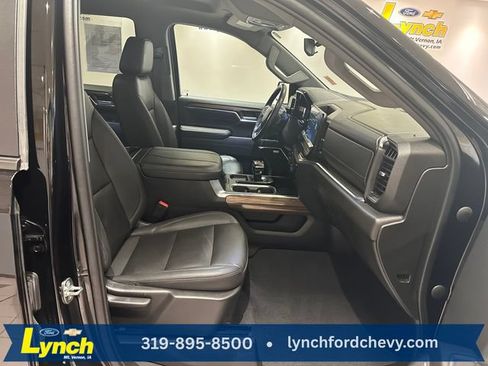 Used 2023 Chevrolet Silverado 1500 RST w/ Rally Edition AWD/4WD image 6