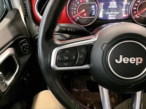 Used 2021 Jeep Wrangler Unlimited Rubicon image 19