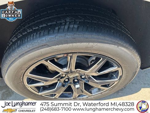 Used 2023 Chevrolet Suburban High Country AWD/4WD image 12